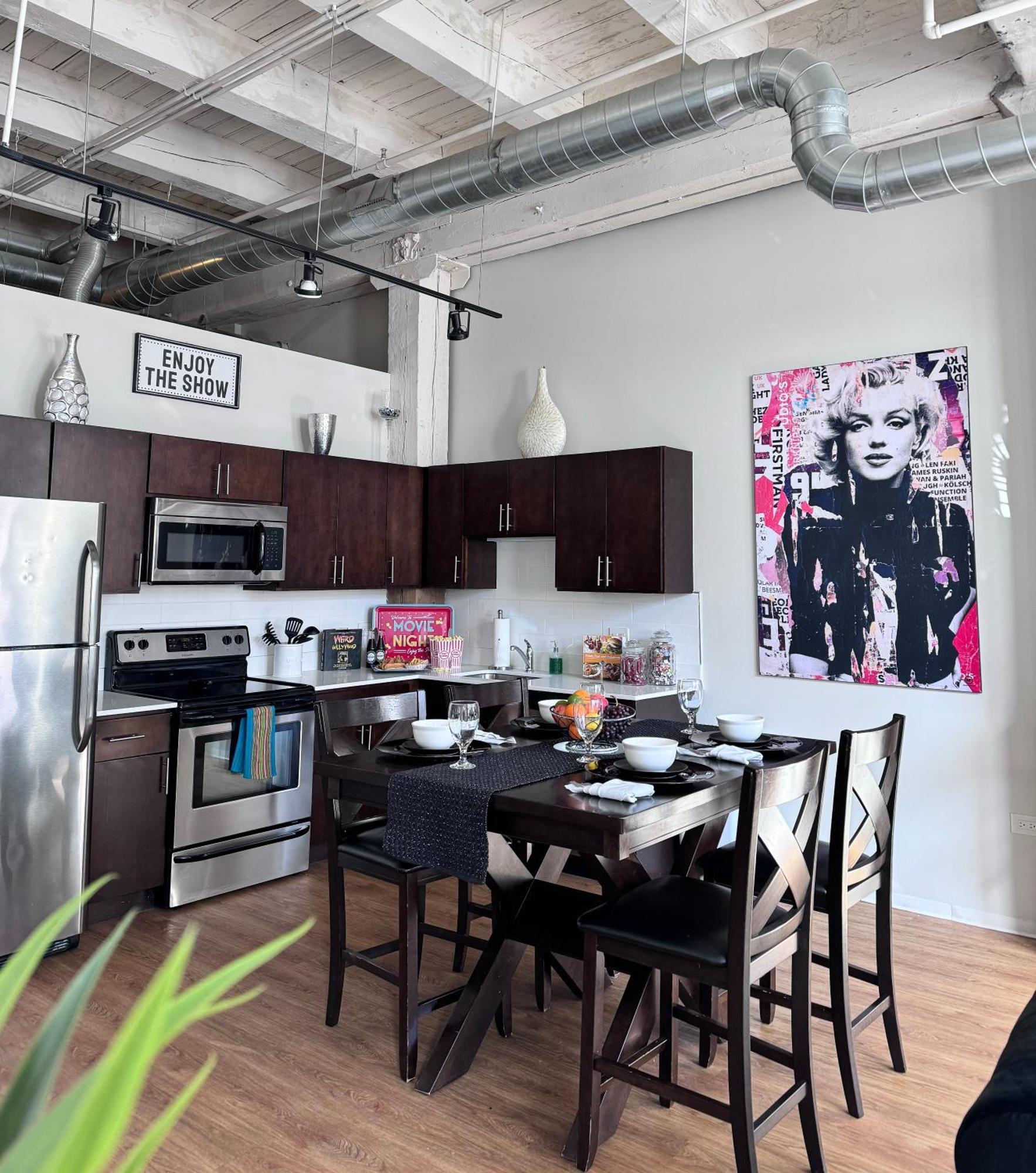 Luxery Stay Chicago - Themed Units! Close To Downtown, Mccormick Place & Wintrust Arena Exteriér fotografie